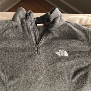 Grey NORTH FACE QUARTER ZIP LIKE-NEW!!